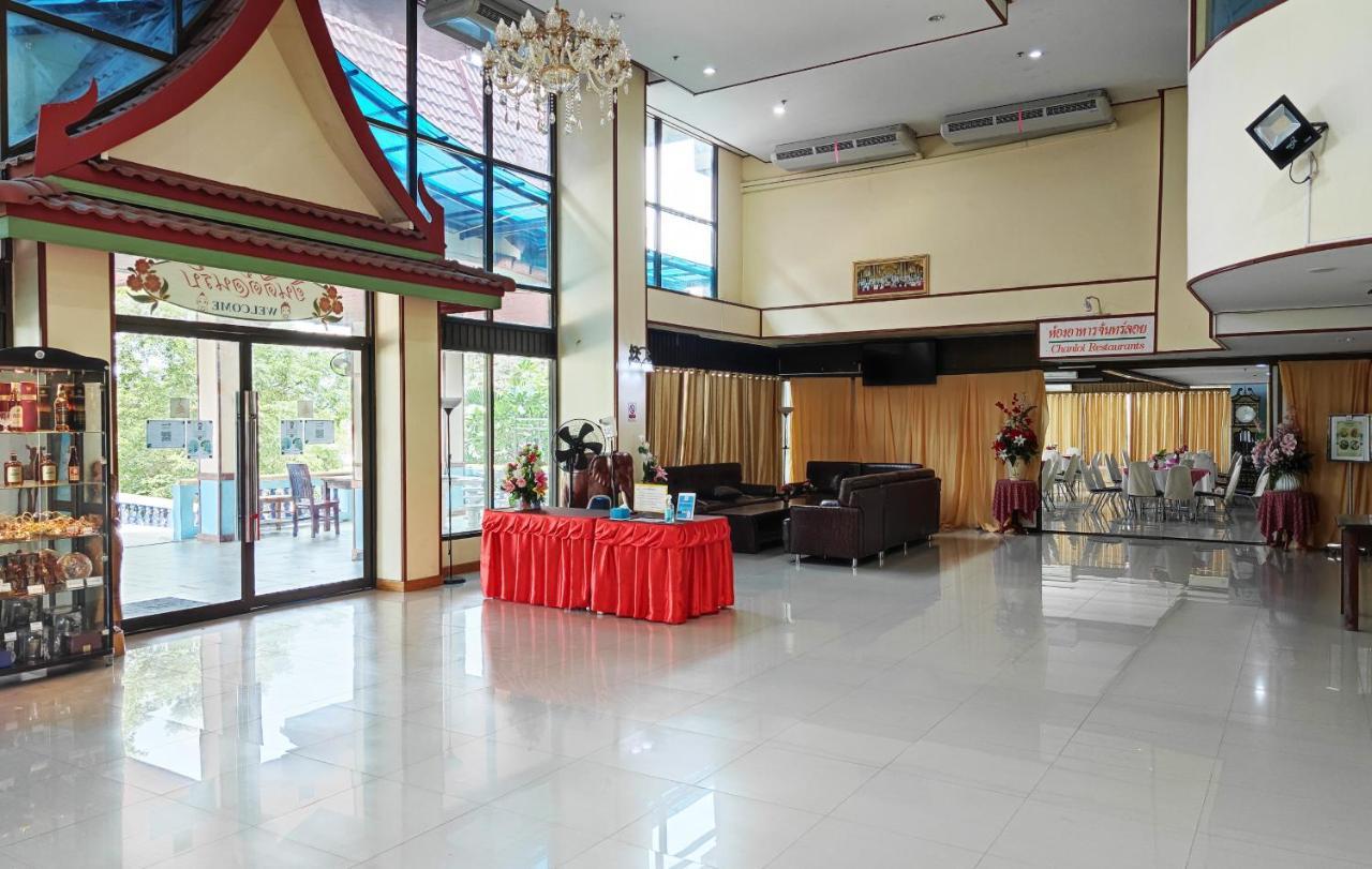Toh Buk Seng Ayutthaya Hotel Bagian luar foto