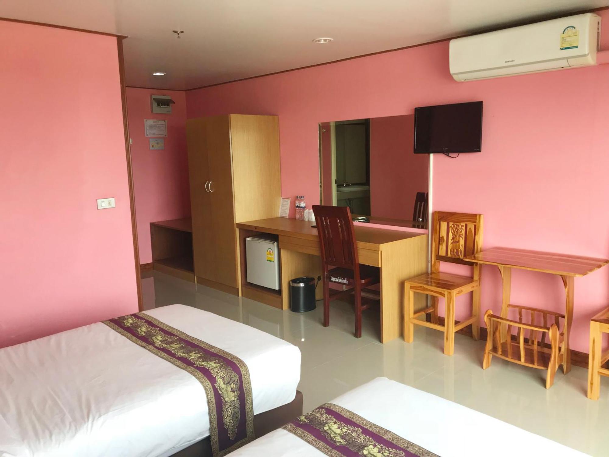 Toh Buk Seng Ayutthaya Hotel Bagian luar foto
