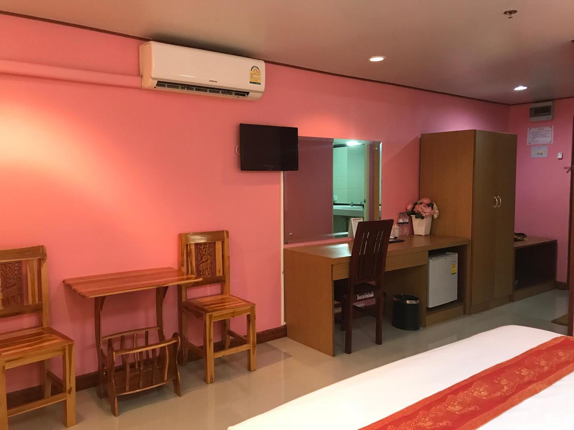 Toh Buk Seng Ayutthaya Hotel Bagian luar foto