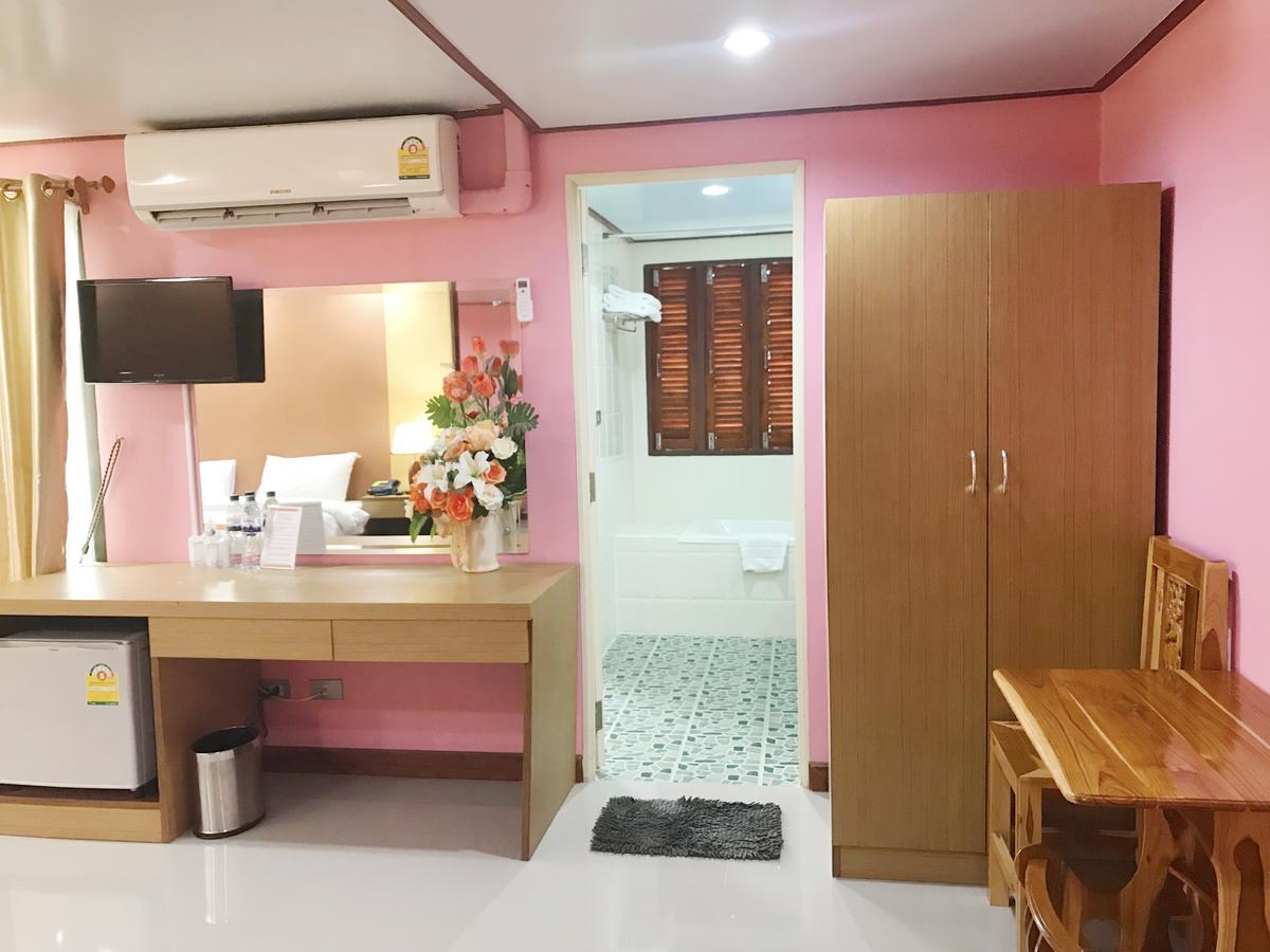 Toh Buk Seng Ayutthaya Hotel Bagian luar foto