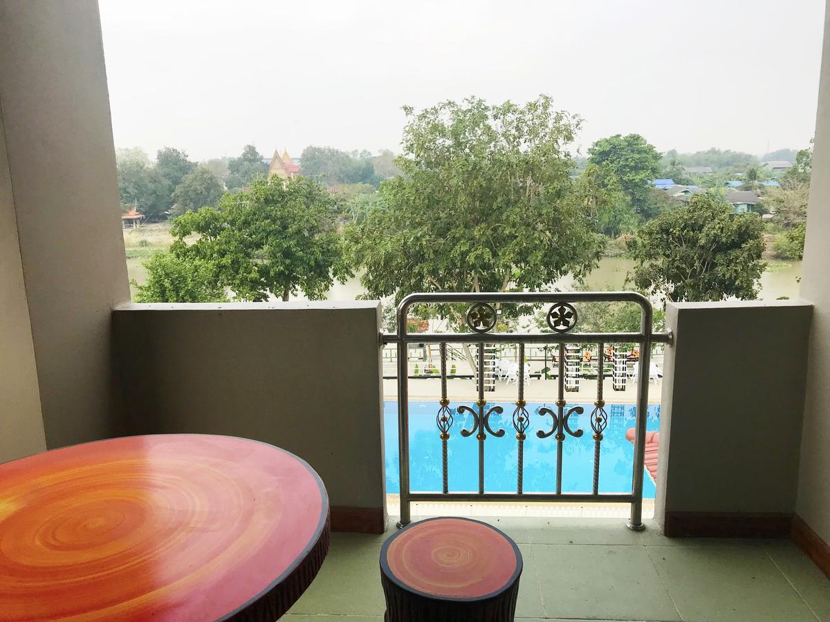 Toh Buk Seng Ayutthaya Hotel Bagian luar foto