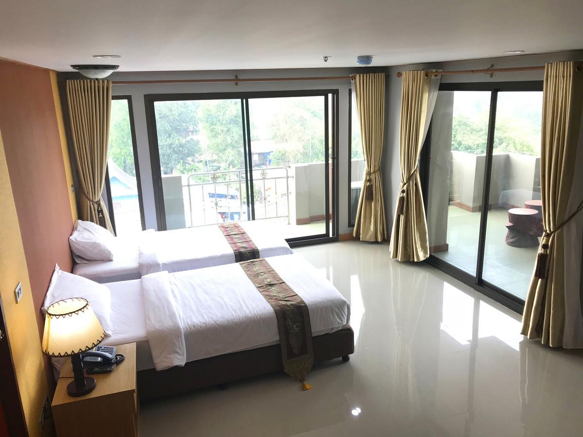 Toh Buk Seng Ayutthaya Hotel Bagian luar foto